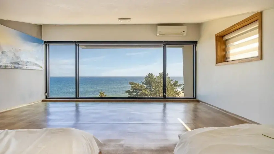 1 Bedroom Standard room with balcony