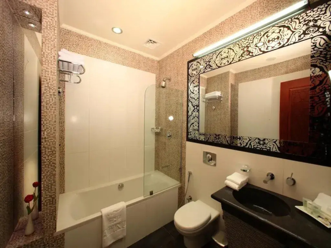 Platinum Hotel