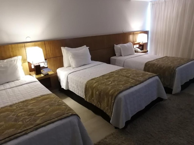 Standard Triple room