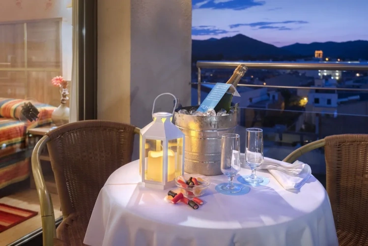 Standard Double room with balcony and with city view