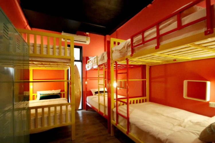 OYO 1074 Fin Hostel