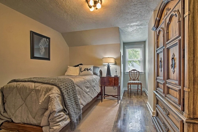 3 Bedrooms Cottage