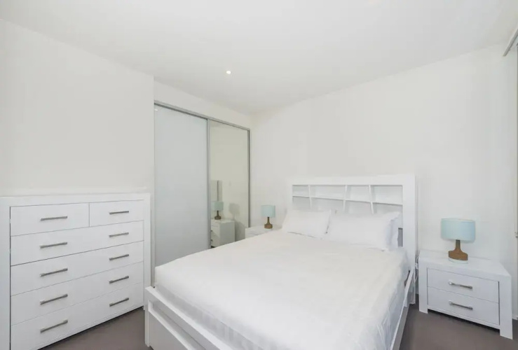 Accommodate Canberra - Lakefront