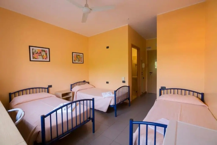 Triple room