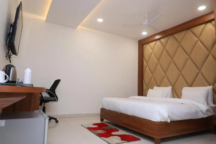 Hotel Pradeep Star Inn
