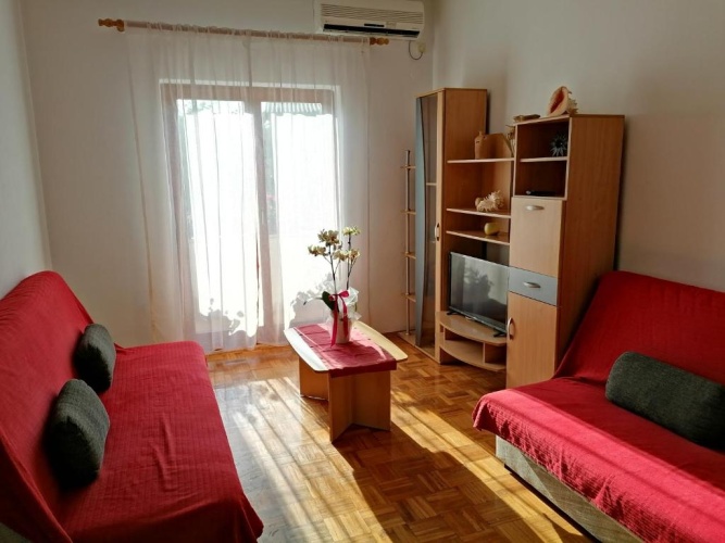 1 Bedroom Apartment with balcony