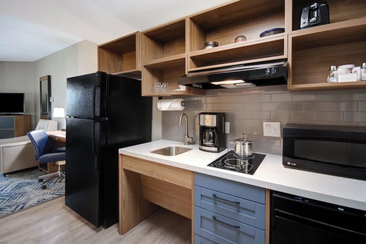 1 Bedroom Suite