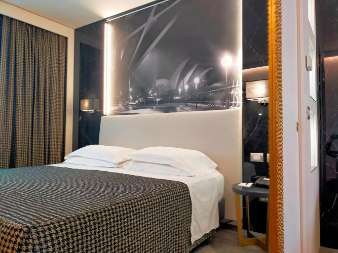 The Sydney Hotel
