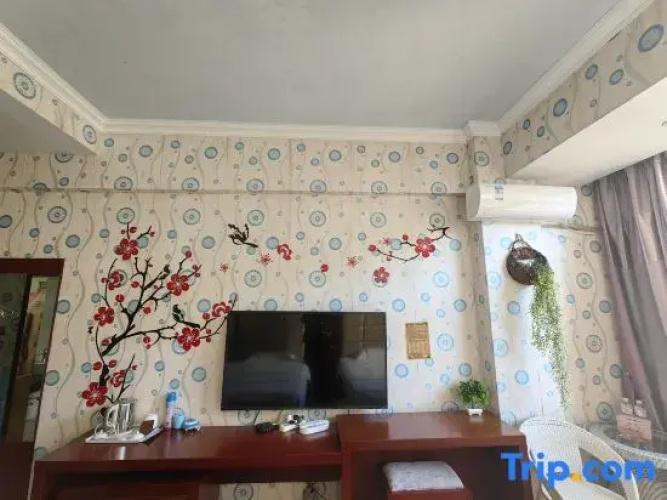 Longling Ocean Theme Hotel