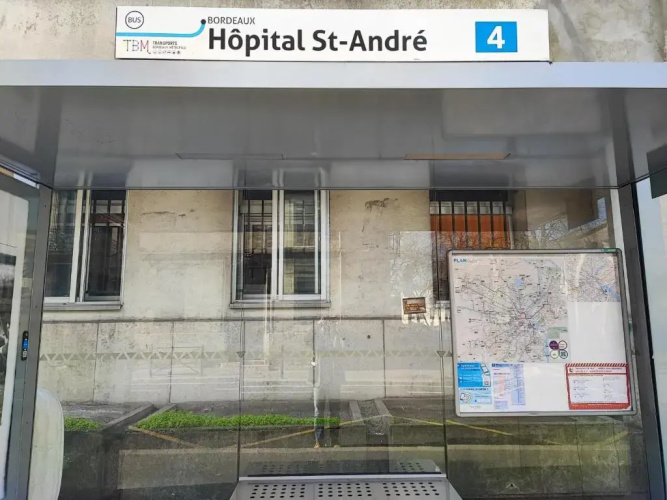 Studio en Duplex-Aircon-Terrasse-Parking-Calme