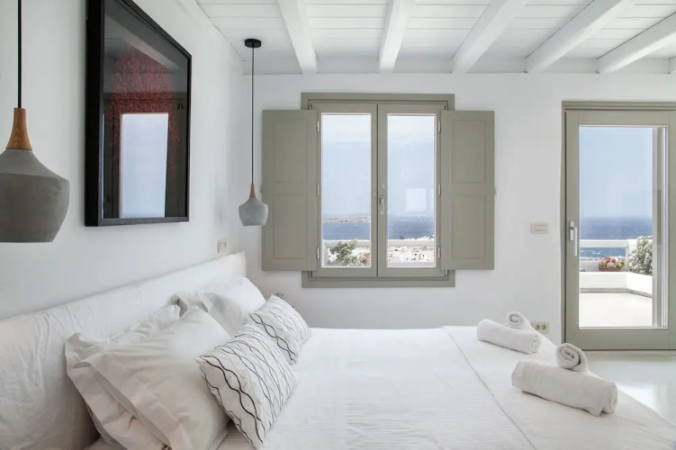 She Mykonos - The Residency
