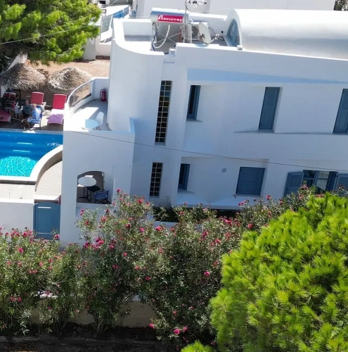 1 Bedroom Deluxe Villa beachfront