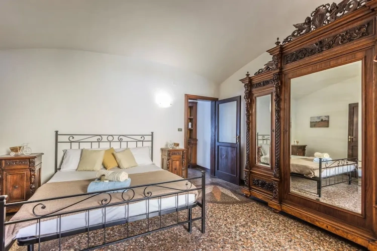 2 Bedrooms Apartment with balcony