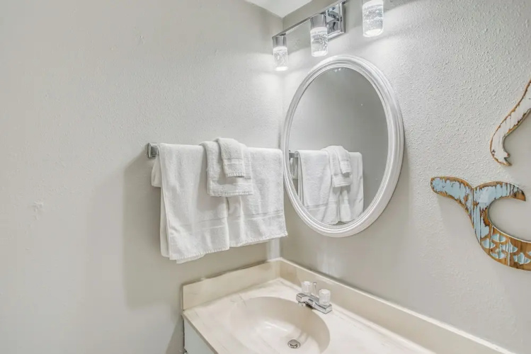 Ocean-view Balcony: Peaceful Forest Dunes Condo!