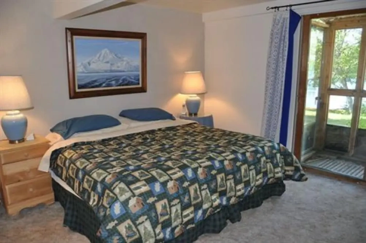 1 Bedroom Standard room with lake view