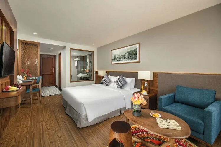 Deluxe Double room with balcony and with mountain view
