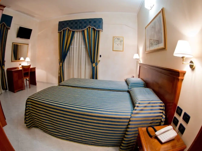 Economy Twin room with balcony