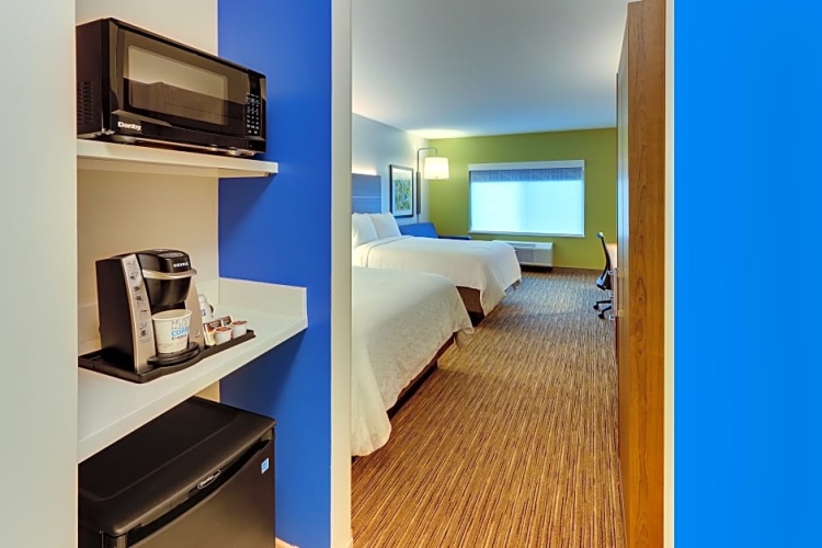 Quadruple Suite