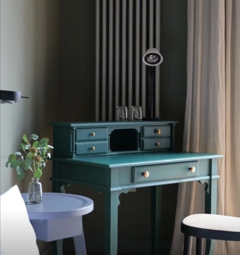 Studio with balcony