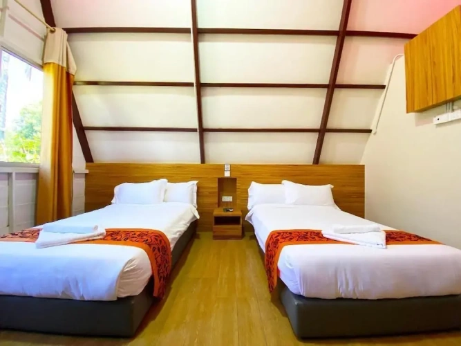 Deluxe Twin Chalet