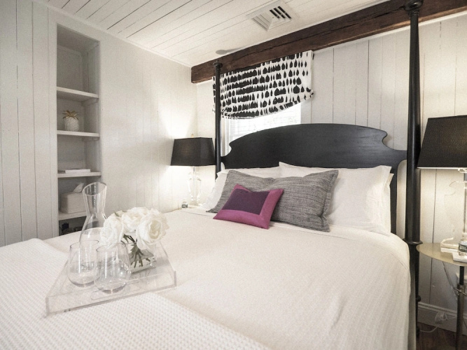 James Pharmacy Bed & Breakfast