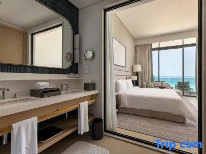 Premier room