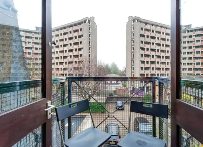 Quadruple Apartment