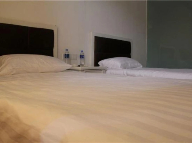 Junlin Hostel