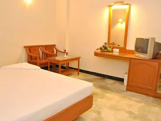 Hotel Atchaya