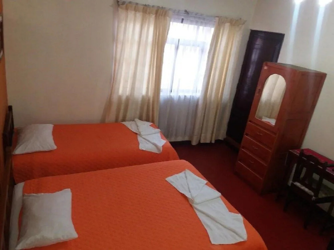 Hostal Intikahuarina B&B