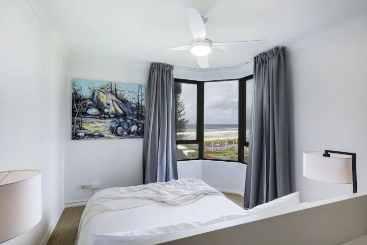 1 Bedroom Apartment with balcony