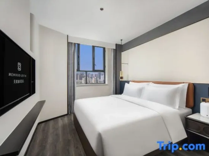 Standard Double room with city view