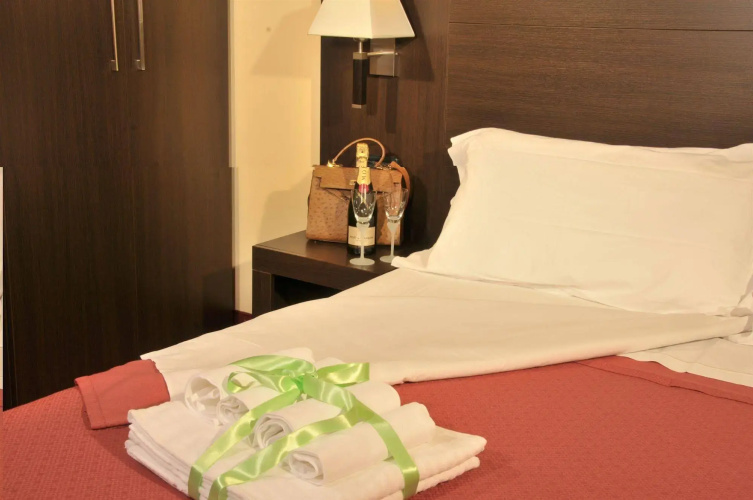 Hotel Versailles