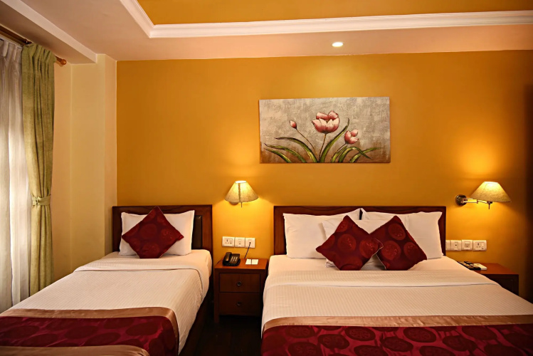 DOM Himalaya Hotel