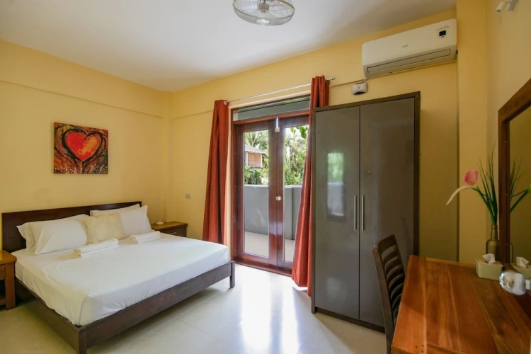 1 Bedroom Suite