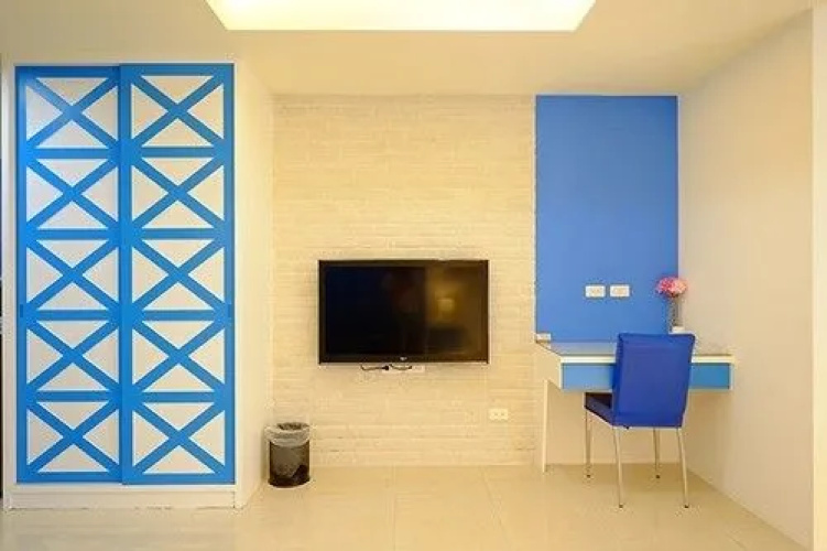 Nora Hostel