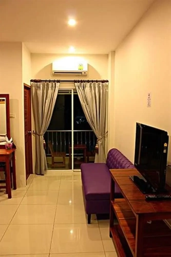 Deluxe Triple room with balcony