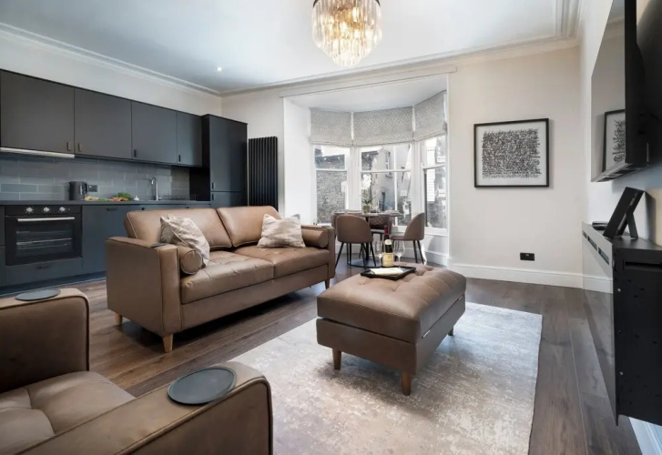 Lake Road Apartments