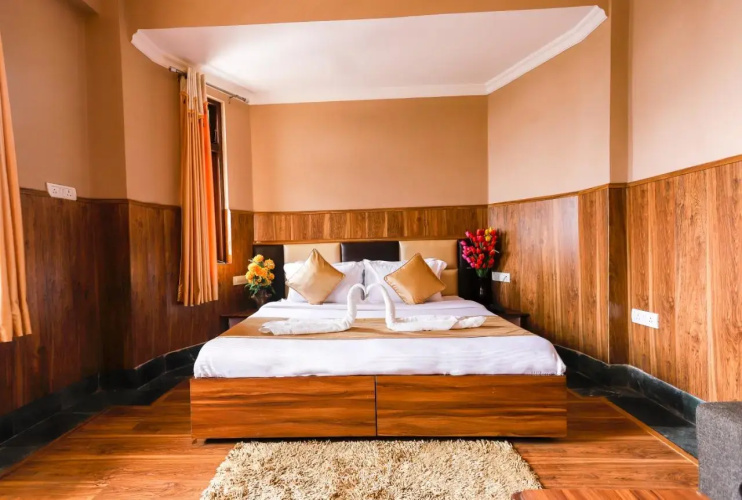 Hotel Varuni Mcleodganj