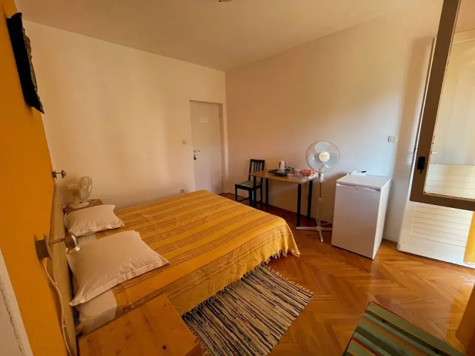 Room-s3 - Double Room With Private Bathr