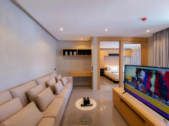 1 Bedroom Suite with partial ocean view