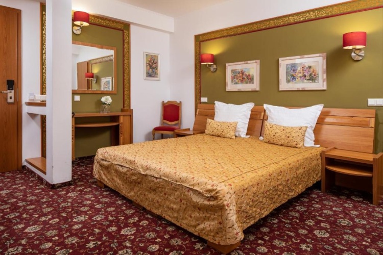Standard Double room with balcony