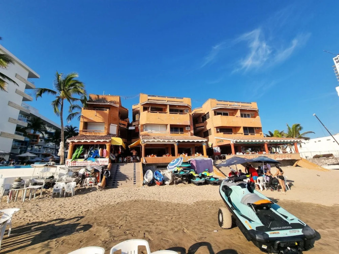 Estudio a Pie de Playa en Zona Dorada