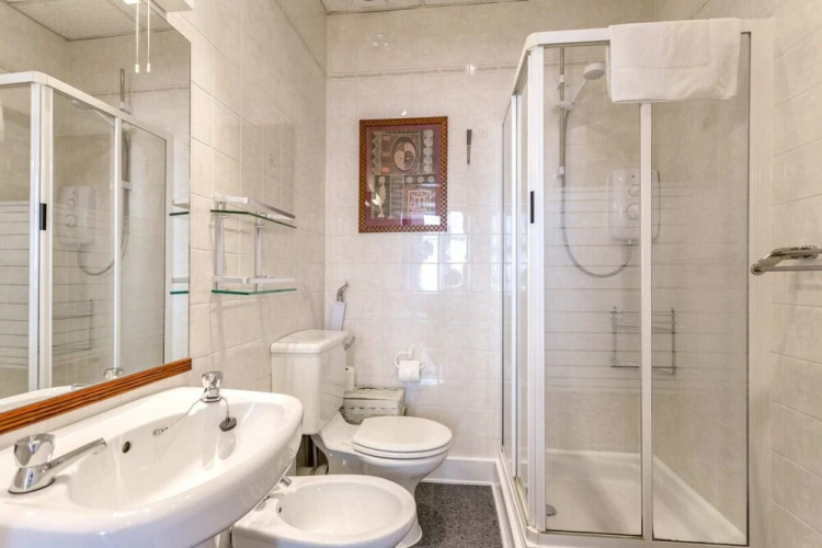 2 Bedroom Flat in Central Edinburgh