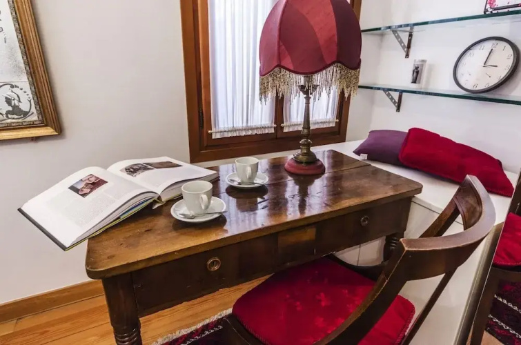 Biennale Home