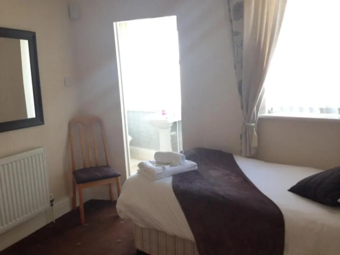 Standard Single room