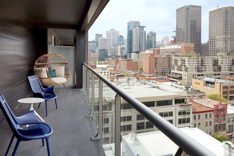 1 Bedroom Suite with balcony