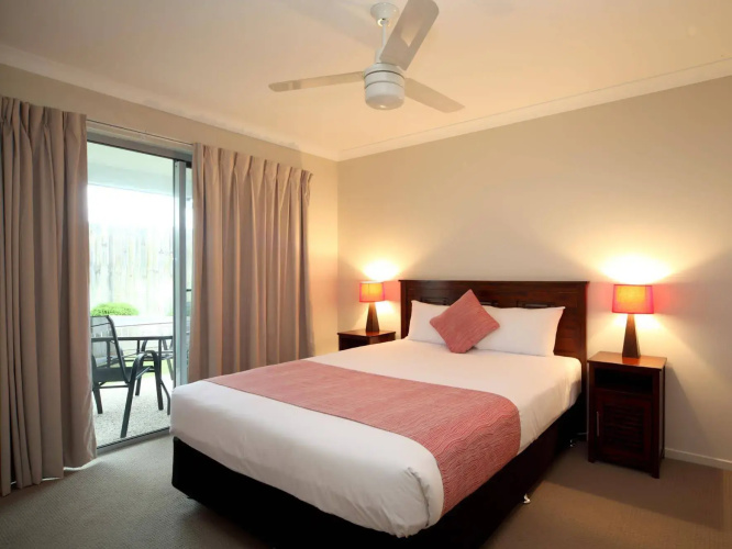 Direct Collective - Villas on Rivergum