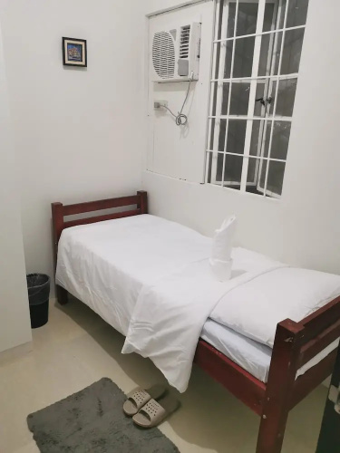Flip Flops Hostel