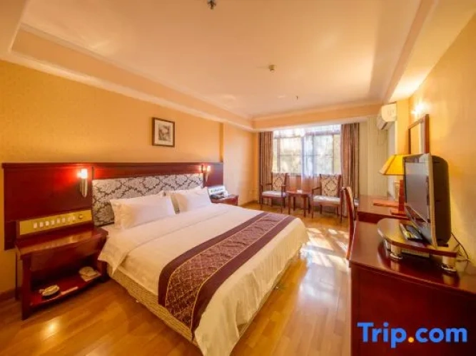 Deluxe Double Suite